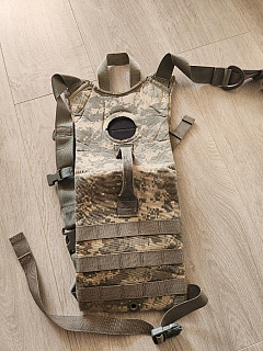 USGI Obal na camelbak UCP