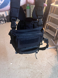 Chest rig +batoh 