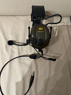 Peltor Sporttac sluchátka