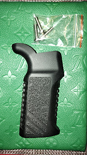 Tokyo Marui MTR16 Originální pažbička 