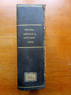 Sbírka zákonů a nařízení 1922 s mírovou mapou