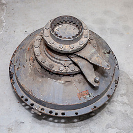 Prodám kompletní spojku pro sovětská pásová vozidla, jako jsou GSP-55, tank PT-76