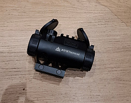 AT3 3XP Prizmatický zaměřovač