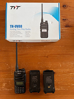 Vysílačka TYT UV88 VHF/UHF