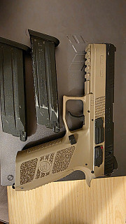 ASG pistole CZ P09, 2x zasobnik