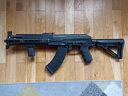 Moderní kalach M-LOK celoocel