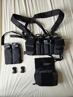 Haley D3CR chest rig