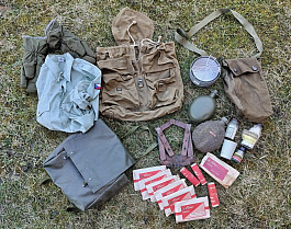 Konvolut ČSLA+AČR výstroj polní ešus rukavice atd.