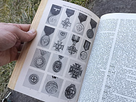 Originál knihy 3. říše celkem 6 ks