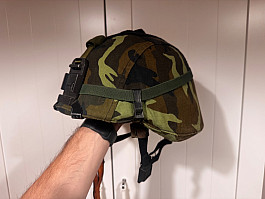 Přilba ochranná pancéřová