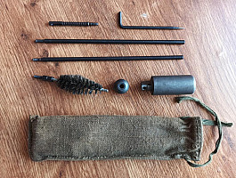 Samopal vz 58 aj, - čištění na zbraň