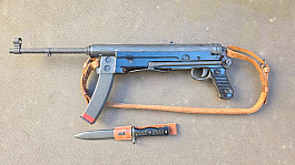 znehodnocený M56 Yugo samopal