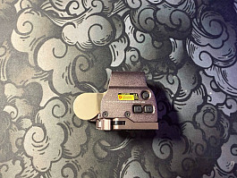 Kolimátor typu XTO Dark Earth