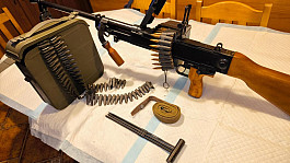 PRODÁM znehodnocený kulomet vz. 59 s příslušenstvím