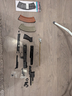 Predám Zasobníky AK + náhradné diely