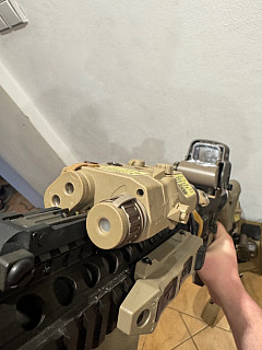 PEQ box 15 green laser