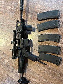 Prodám M4 krytac polarstar 