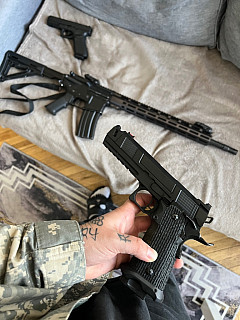 Hi-Capa R501 - černá, celokov, ARMY Armament