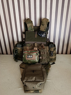 Invader gear atacs vesta