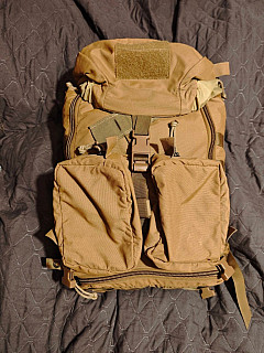 Mystery Ranch Rats s výbavou