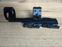 Tlumiče, Motor a montáž optiky