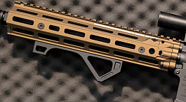Zájem o předpažbí M4 od Specna Arma, M-Lok, kolem 10,5 palců