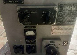Panel vysílače rádiové stanice R-118 BM-Z