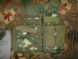 Blackhawk WDL woodland taktická střelecká  vesta na zásobníky BLACKHAWK!  US Army