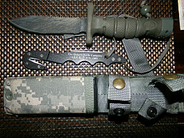  MOLLE II Knives Ontario ASEK Survival Knife System nůž na přežití pilotní  GERBER 