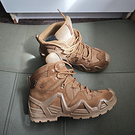 Nové Boty Zephyr MK2 GTX MID Lowa EU 42 Coyote OP