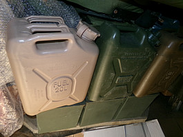 US Army kanystr WATER FUEL voda plastový originální  USA