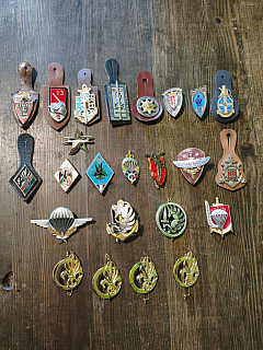 Francouzské vojenské kapsové odznaky 