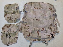 US. MOLLE II. 3.DESERT BATOH + BOČNÍ KAPSE 