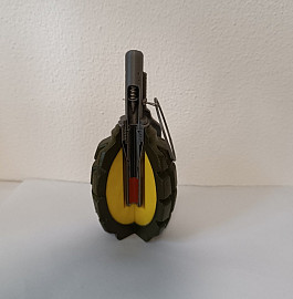 F-1 - řez/maketa