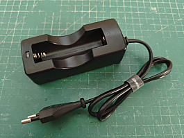 Nabíječka Li-Ion článků