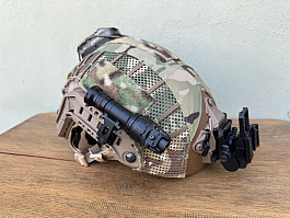 Karbonová FAST SF helma + příslušenství