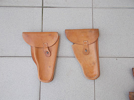 Pouzdra na Škorpion. 