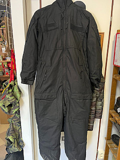 Prodám zimní kombinézu VP, nová, vel. 176/108