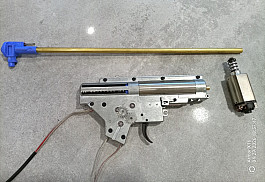Mechabox SR25 + motor + hopup