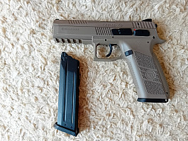 airsoft cz-p09 a cz-p07 +věci