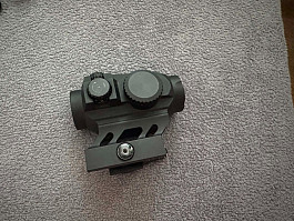 VectorOptics kolimátor