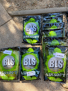 airsoft kuličky 0,30g bio a 0,32g bio Levně 