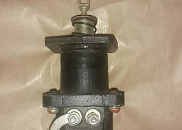 Stykač spouštěče RS-14G
