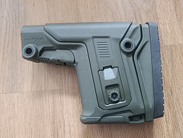 Posuvná sniper pažba s lícnicí