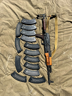 E&L AKMS