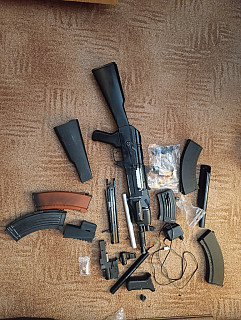 Ak beta- cti pozorně.