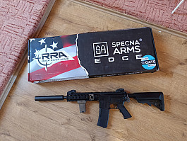 M4 Specna Arms ( CNC mechabox)