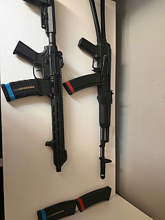 Prodám airsoftky M4 Double Eagle a AK Lancer Tactical (i jednotlivě)