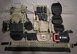 Nosič plátů + Chest Rig + Opasky + Sumky