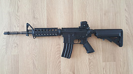 M4A1 plastová